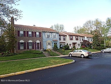 42 Lindsay Ct unit 8, Freehold, NJ 07728 - photo 6