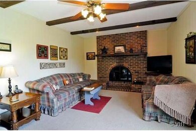 211 Osage Ln, Buffalo Grove, IL 60089 - photo 7