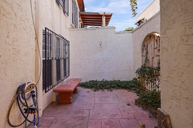 10613 Springwood Dr unit C, El Paso, TX 79935 - photo 4