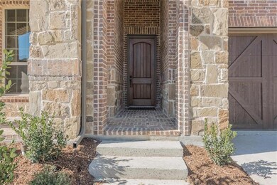 135 Shadow Creek Entry