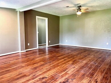 3022 Goodson Loop, Pinehurst, TX 77362 - photo 4