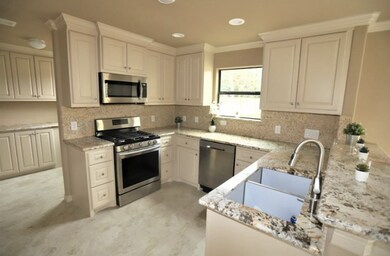 6504 Saint Augustine St, Houston, TX 77021 - photo 7