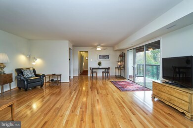 214 Park Terrace Ct SE unit 90, Vienna, VA 22180 - photo 4