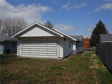 1623 N K St, Elwood, IN 46036 - photo 2