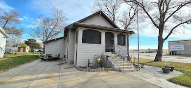 821 S Chestnut St, North Platte, NE 69101 - photo 7
