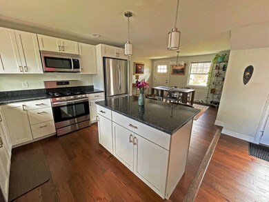 10 Mckenna St, Dover, NH 03820 - photo 2