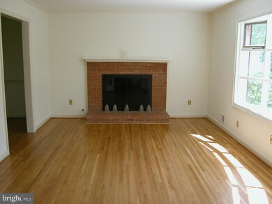 4405 Rockcrest Dr, Fairfax, VA 22032 - photo 6