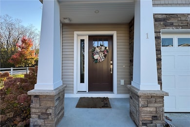 25 Franklin Rd unit 1, East Greenwich, RI 02818 - photo 3