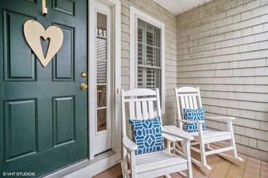 02_20TurnberrryRoad_134_84_Entryway_MLSu