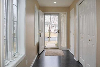 Bright and spacious Foyer