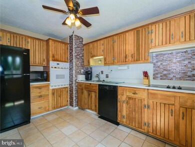 1229 Audrey Ln, Phoenixville, PA 19460 - photo 7