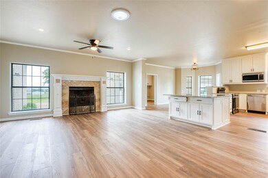 8321 Sherman Rd, Justin, TX 76247 - photo 7