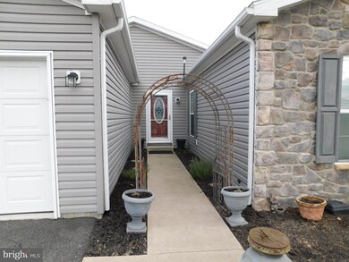 31 Eagles Watch N, Bechtelsville, PA 19505 - photo 3