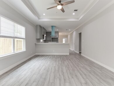 1235 Norham St, Houston, TX 77022 - photo 5