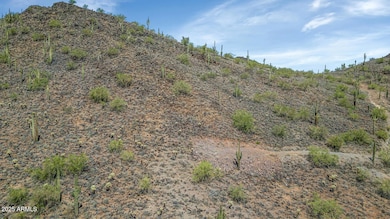 18XX W Sentinel Rock Rd-large-006-006-18