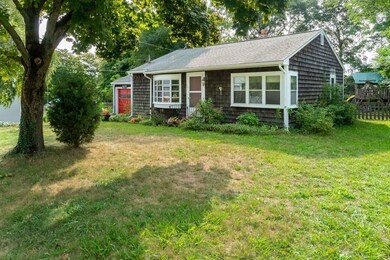 26 Hall St, Plymouth, MA 02360 - photo 3