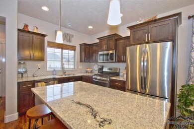 18379 N Streams Edge Way, Boise, ID 83714 - photo 4