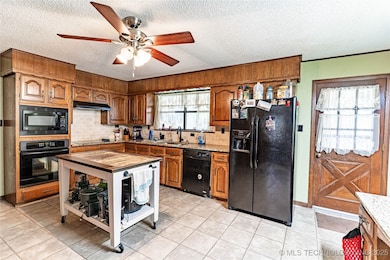 551 W 10th Ave, Bristow, OK 74010 - photo 7