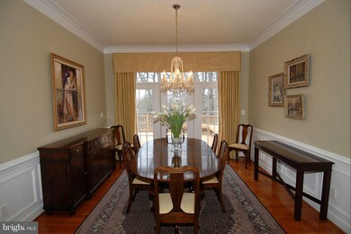7319 Gordons Rd, Falls Church, VA 22043 - photo 5