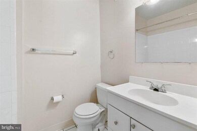 221 S Chester St, Baltimore, MD 21231 - photo 7