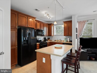 13154 Marcey Creek Rd unit 13154, Oak Hill, VA 20171 - photo 5