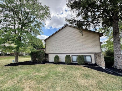 5299 Fieldstone Dr, Beckett Ridge, OH 45069 - photo 4