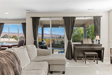 143 Sienna Rd, Wenatchee, WA 98801 - photo 5