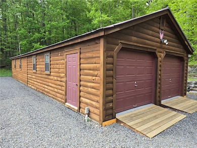 Detached 6+ car garage