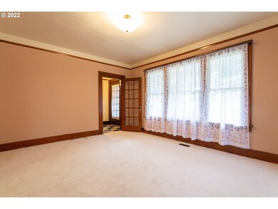 423 W C St, Rainier, OR 97048 - photo 7