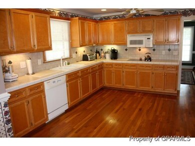 2772 Mill St, Winterville, NC 28590 - photo 7