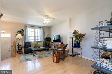 43443 Interval St, Chantilly, VA 20152 - photo 4