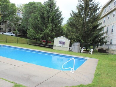 7 Hildred Dr unit 7, Burlington, VT 05401 - photo 5