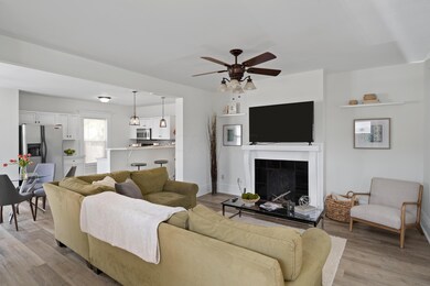 423 Sheldon Ave_MLS_07