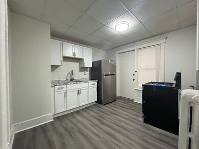 16 Mattoon St unit 2, Springfield, MA 01105 - photo 2