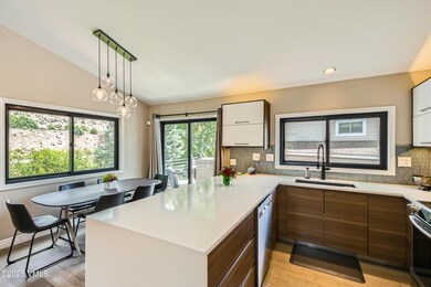09 Kitchen