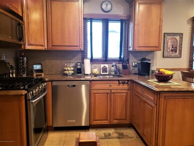 9 Dalton Ave, Staten Island, NY 10306 - photo 7