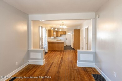 418 W Kilborn St, Lansing, MI 48906 - photo 6
