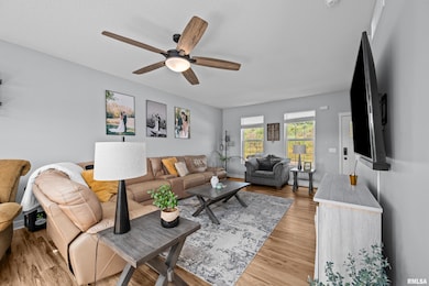 3347 Glenbrook Cir N, Bettendorf, IA 52722 - photo 5