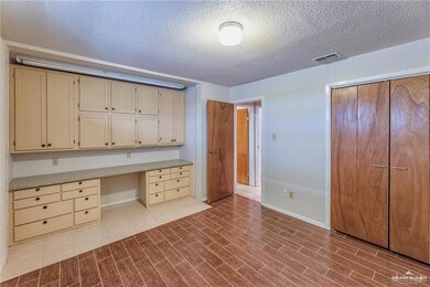 835 Nada Dr, Alamo, TX 78516 - photo 7