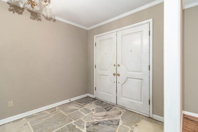 9-web-or-mls-3134 WALTON WAY (c)-