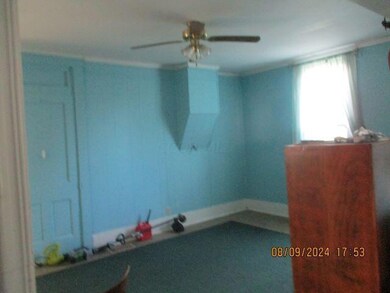 18813 Blue Bedroom