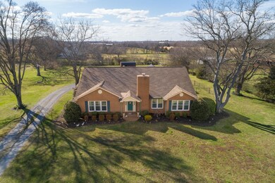 1729 Fairfield Pike, Shelbyville, TN 37160 - photo 3