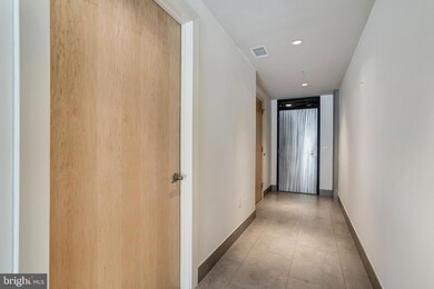 The Alta unit 809, Washington, DC 20005 - photo 2