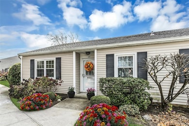 55 Harbor N, Amityville, NY 11701 - photo 2