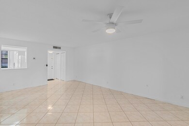 Kitchen bar to Living Dinning/Living Room