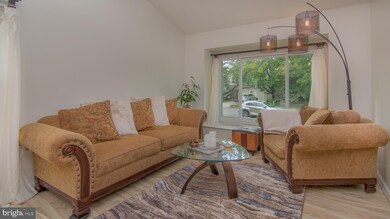 13193 Ladybank Ln, Herndon, VA 20171 - photo 6