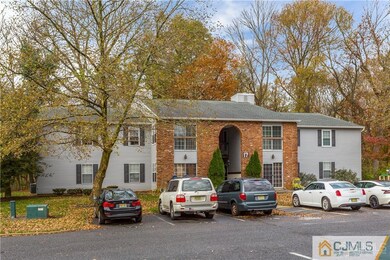 18-2 Augusta Ct, Freehold, NJ 07728 - photo 2