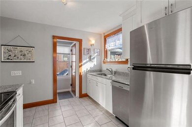 160 Sinclair Ave, Cranston, RI 02907 - photo 5