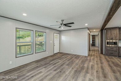 15-web-or-mls-400 Matlock Trail-11