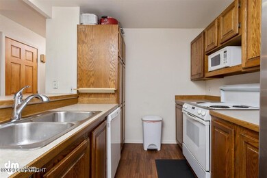 09-Kitchen_SOPH2373